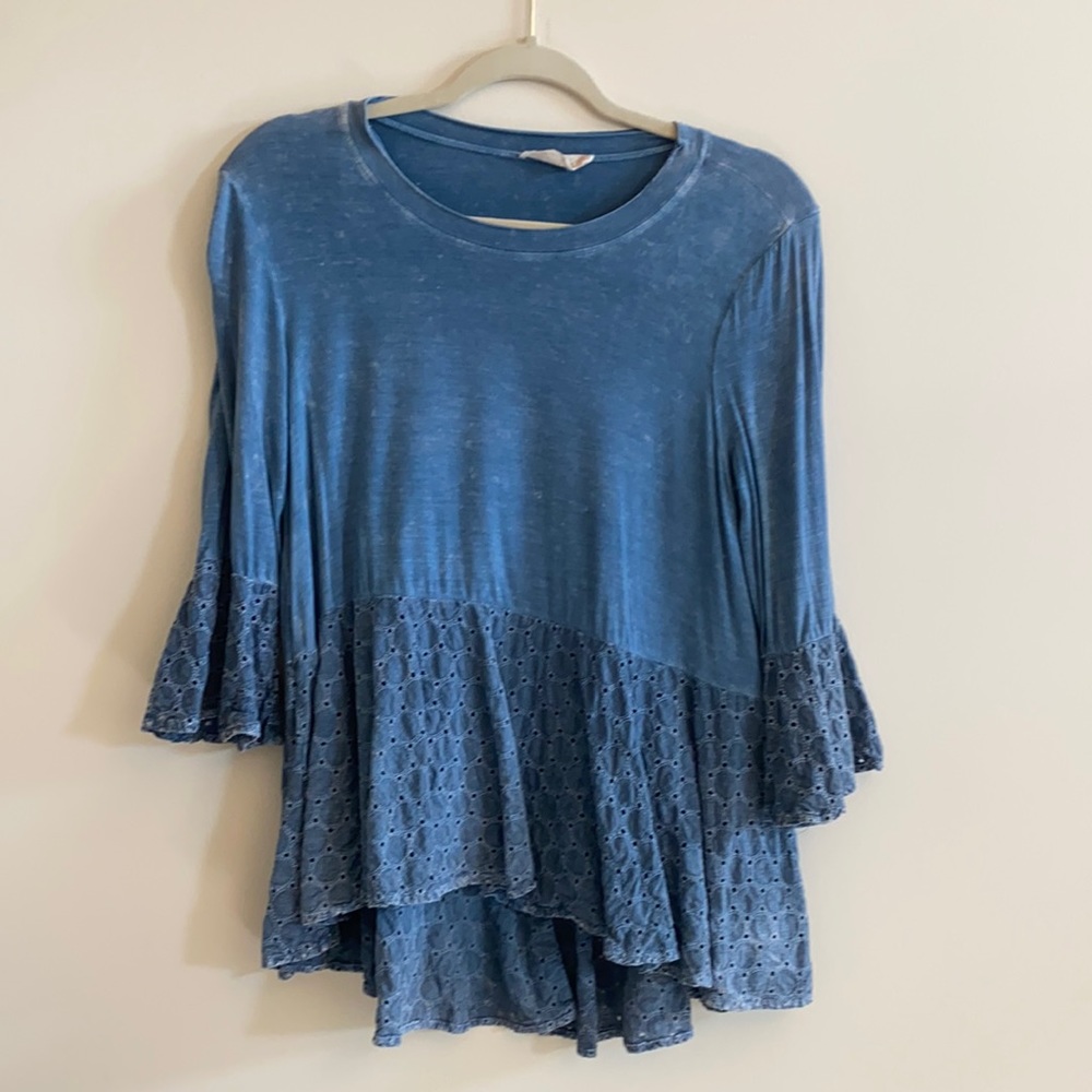 Soft and stretchy Top